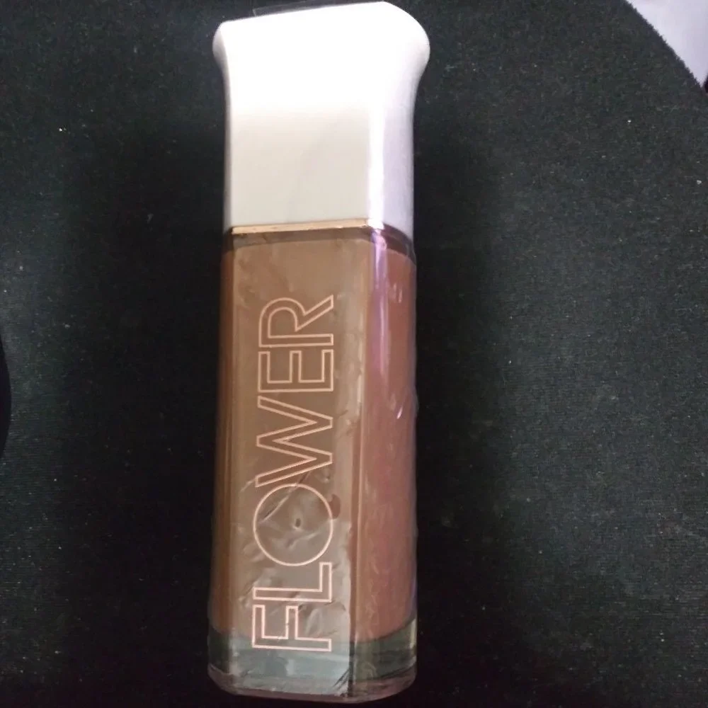 NEW!!! Lot 3 Sealed Flower Beauty About Face Liquid Foundation w/Primer …